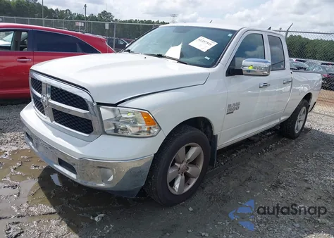 2022 Ram 1500 Classic Tradesman 4X4 6'4 Box z USA, uszkodzony, nr VIN 1C6RR7FG2NS156778